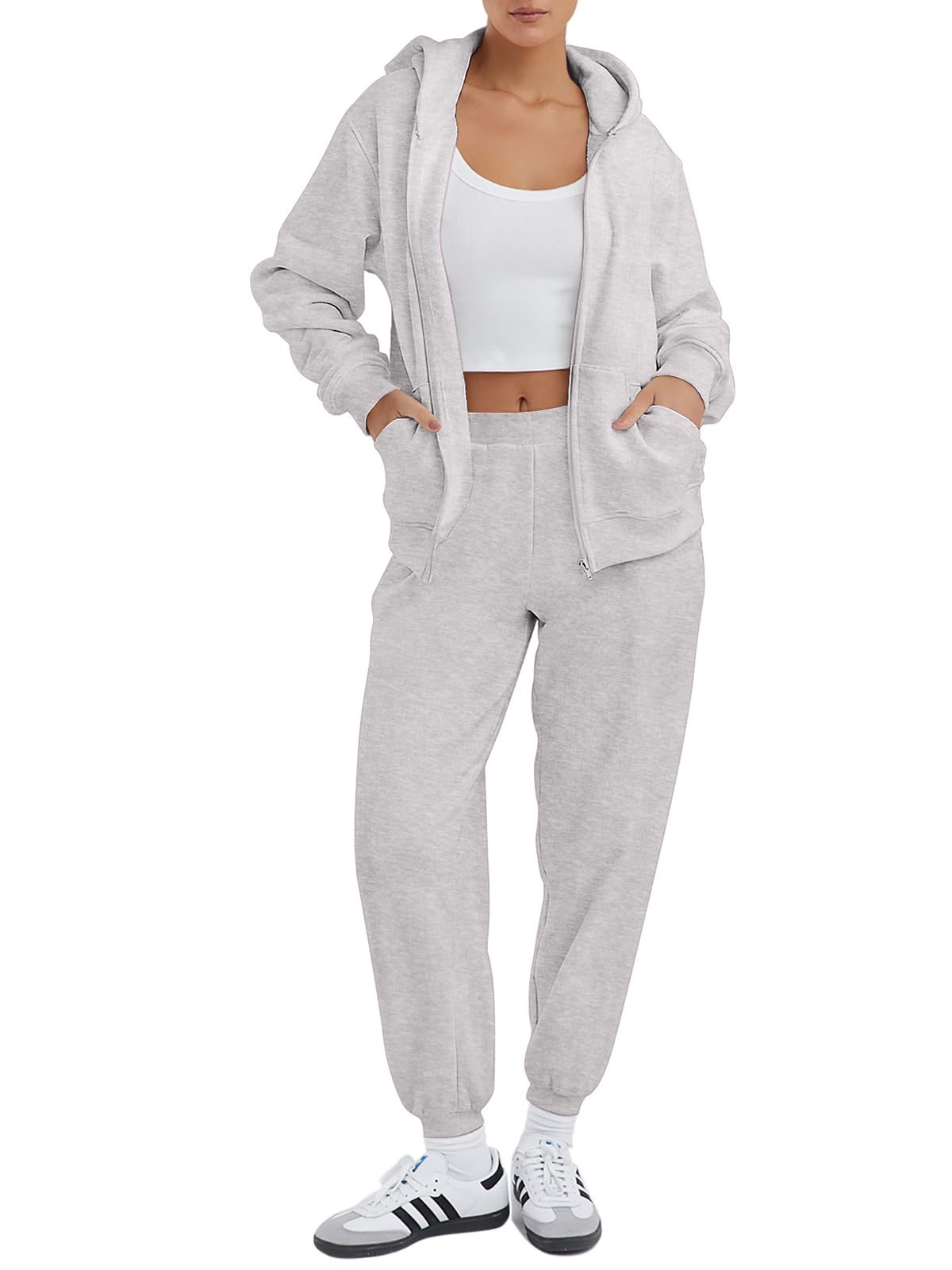 Women’s Tracksuit Set - Grey XXL-image-8f6a88e8-9569-421b-98eb-6d8625c816ea-92618