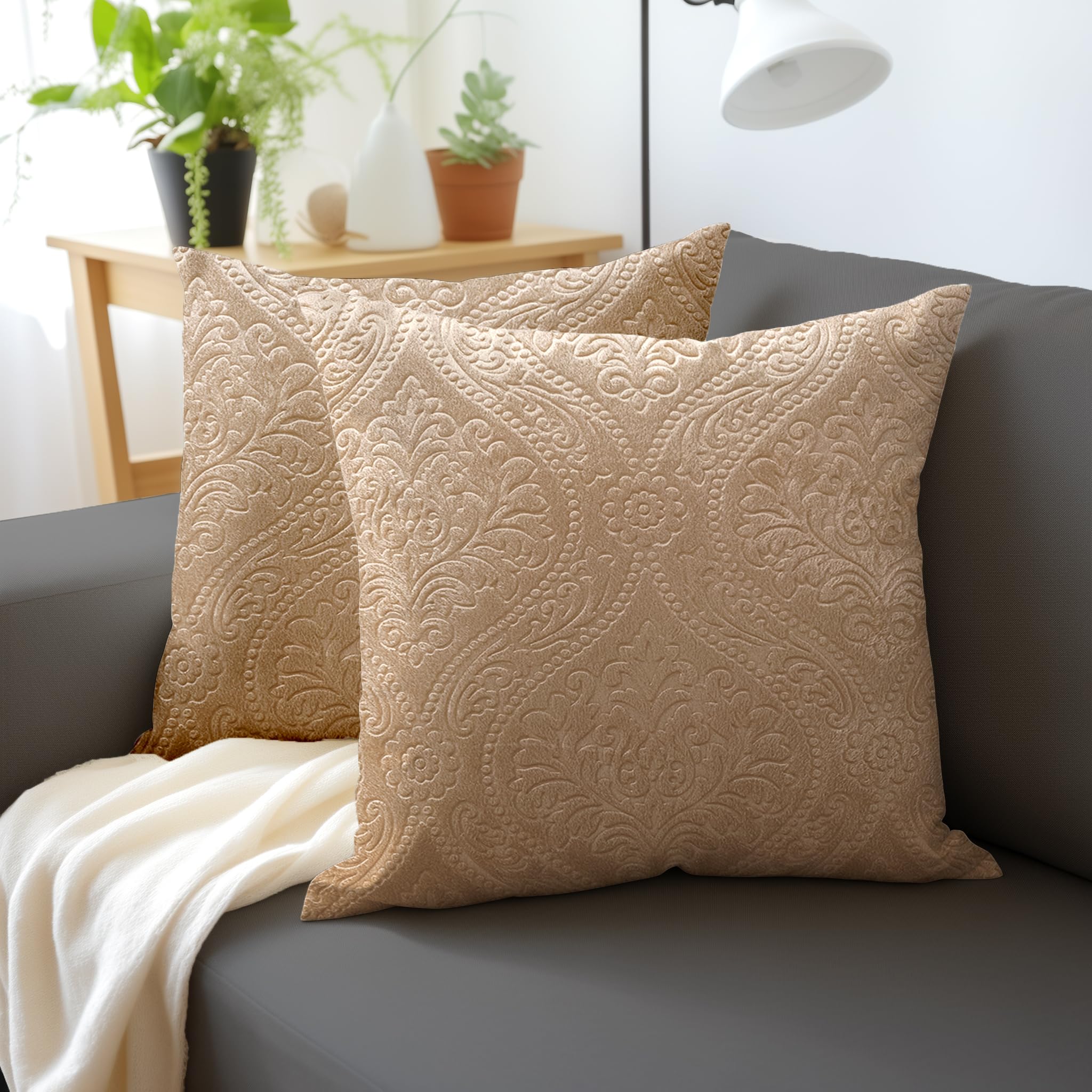 Velvet Cushion Covers Set of 2 - Beige 40x40 cm-image-38a6d2cc-836c-4938-aaae-7718c3a0b464-95375
