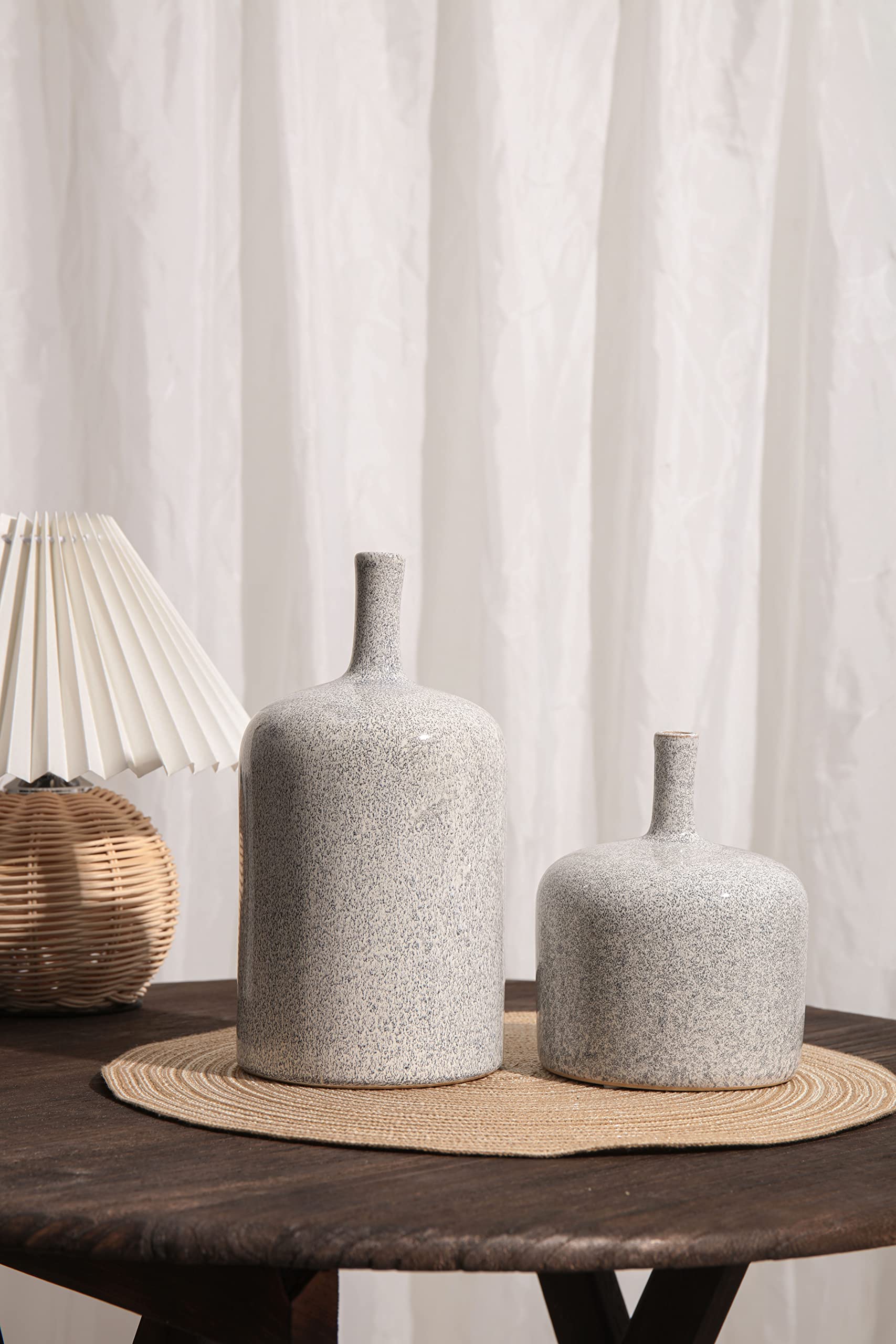 Tendance Métal Vases Nouvelle Arrivée Moderne De Luxe Style Élégant Design Parfa Tendance Métal Vases Nouvelle Arrivée Moderne De Luxe Style Élégant Design Parfa