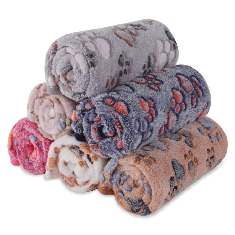 6 Pack Small Dog Fleece Blankets - Multicoloured 76 x 52 cm-image-0bfd3ae8-1d43-4901-837c-fdf4fcbb436b-114374