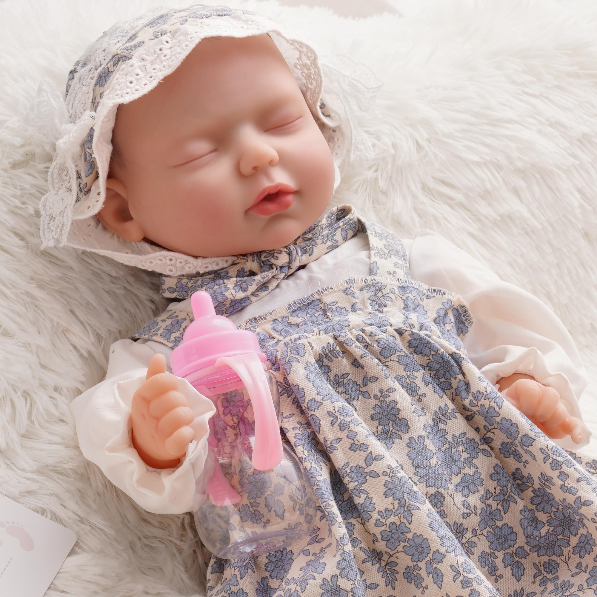 Lifelike Sleeping Baby Doll - 17 Inch Flower Cloth-image-74cfd4e6-c0b3-4982-80fa-48970505c34e-82884