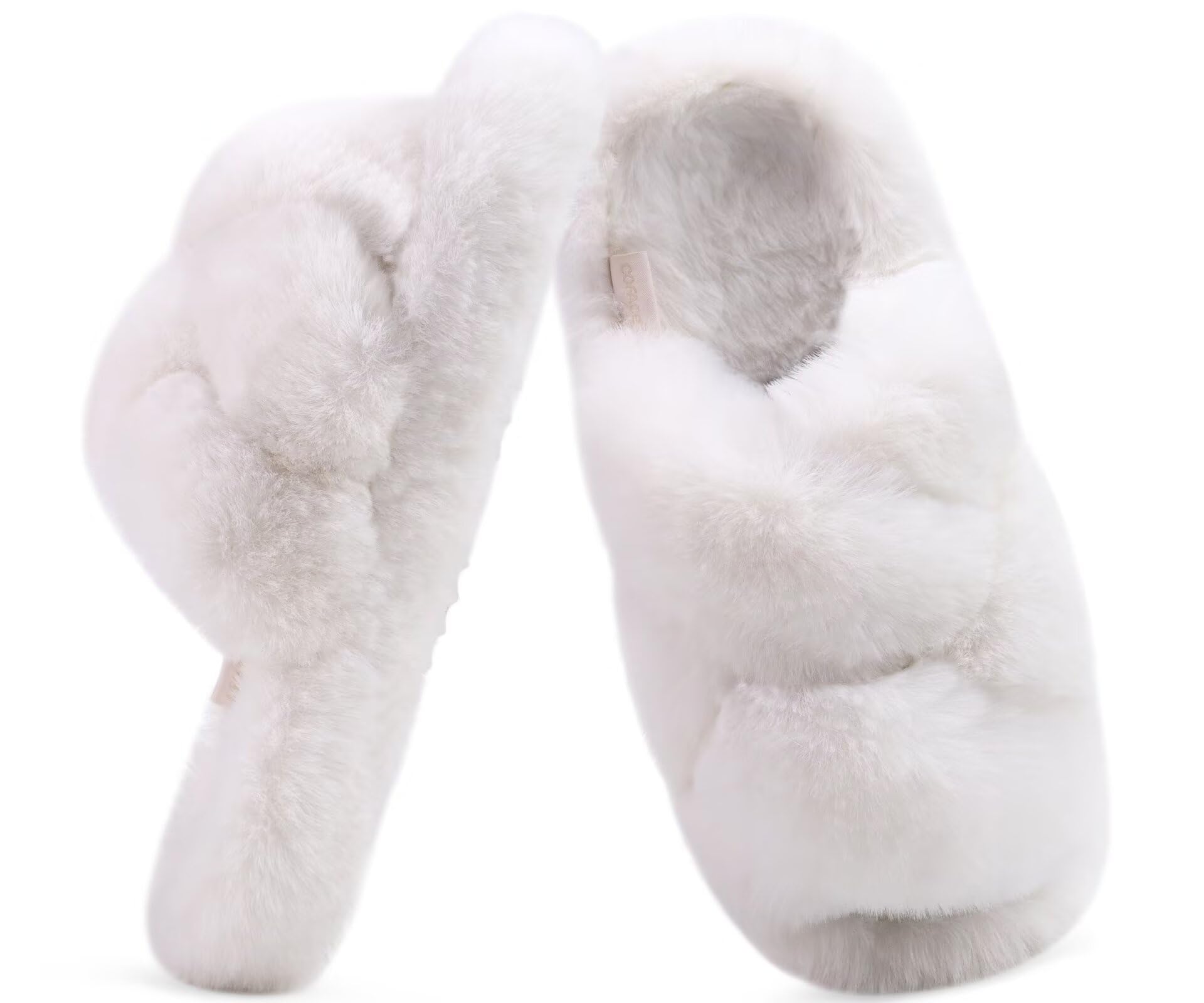 Women's Fluffy Faux Fur Slippers - White UK 6.5-image-84a4a9fa-a43a-4211-9fb5-f1093911d3e5-114887