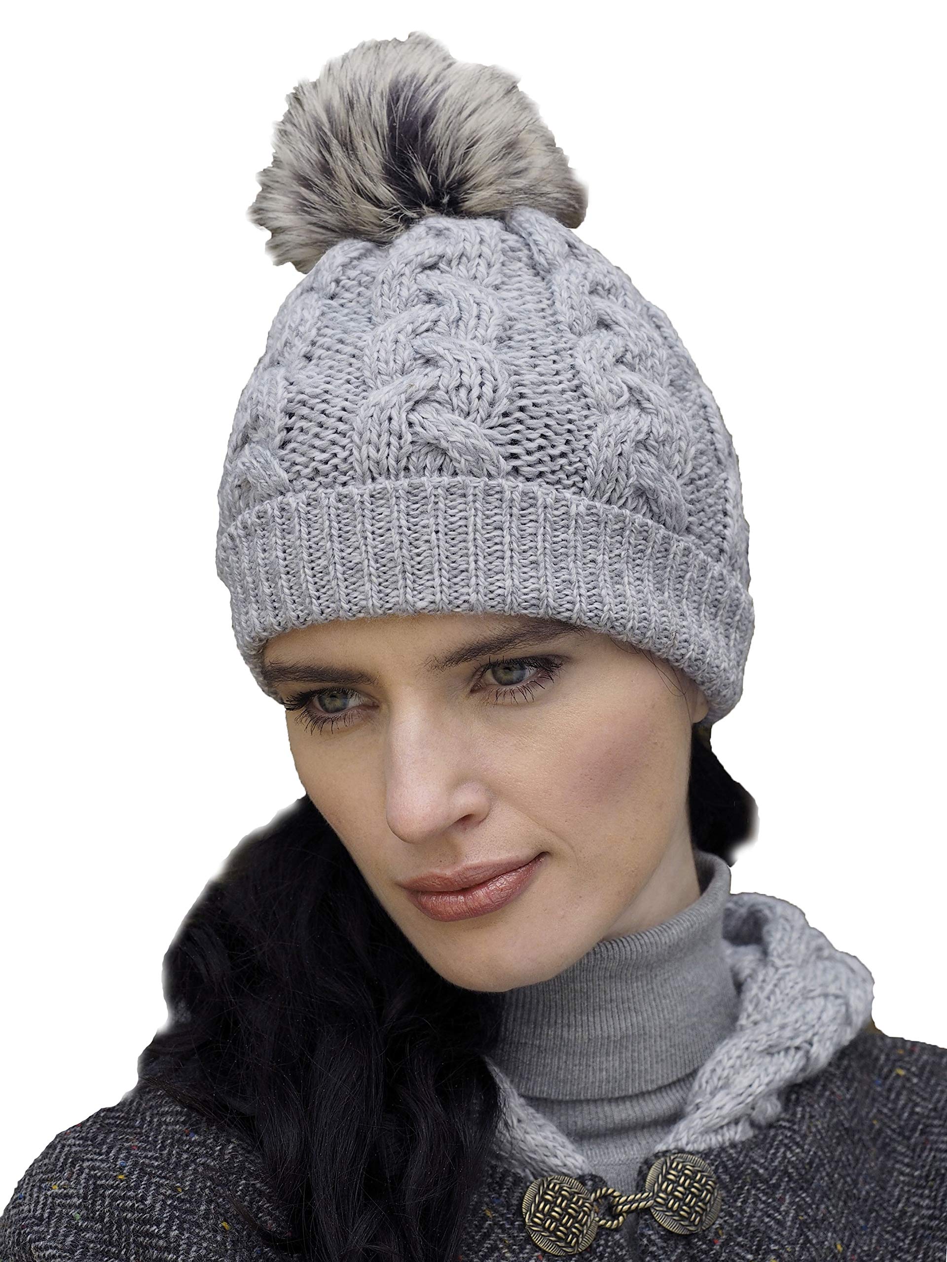 Women's Cable Knit Wool Hat - Soft Grey One Size-image-39c9446a-f731-4203-9961-3b628b1b3b0d-110038