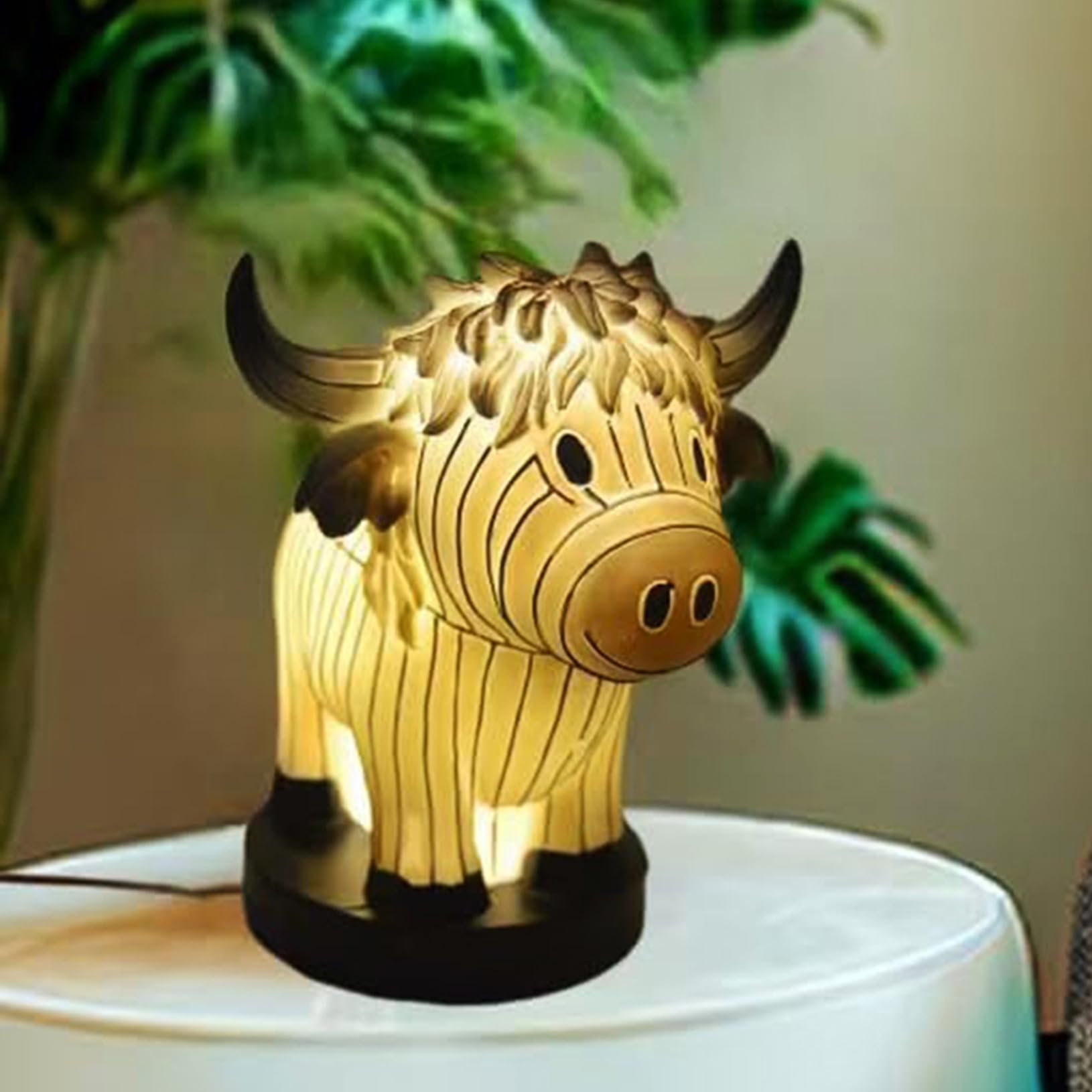 Cow Lamp - Highland Cow Resin Table Lamp, Animal Night 3D (Yellow-image-25a7b92a-5450-4eec-a6f9-7fc657b2edcf-63746