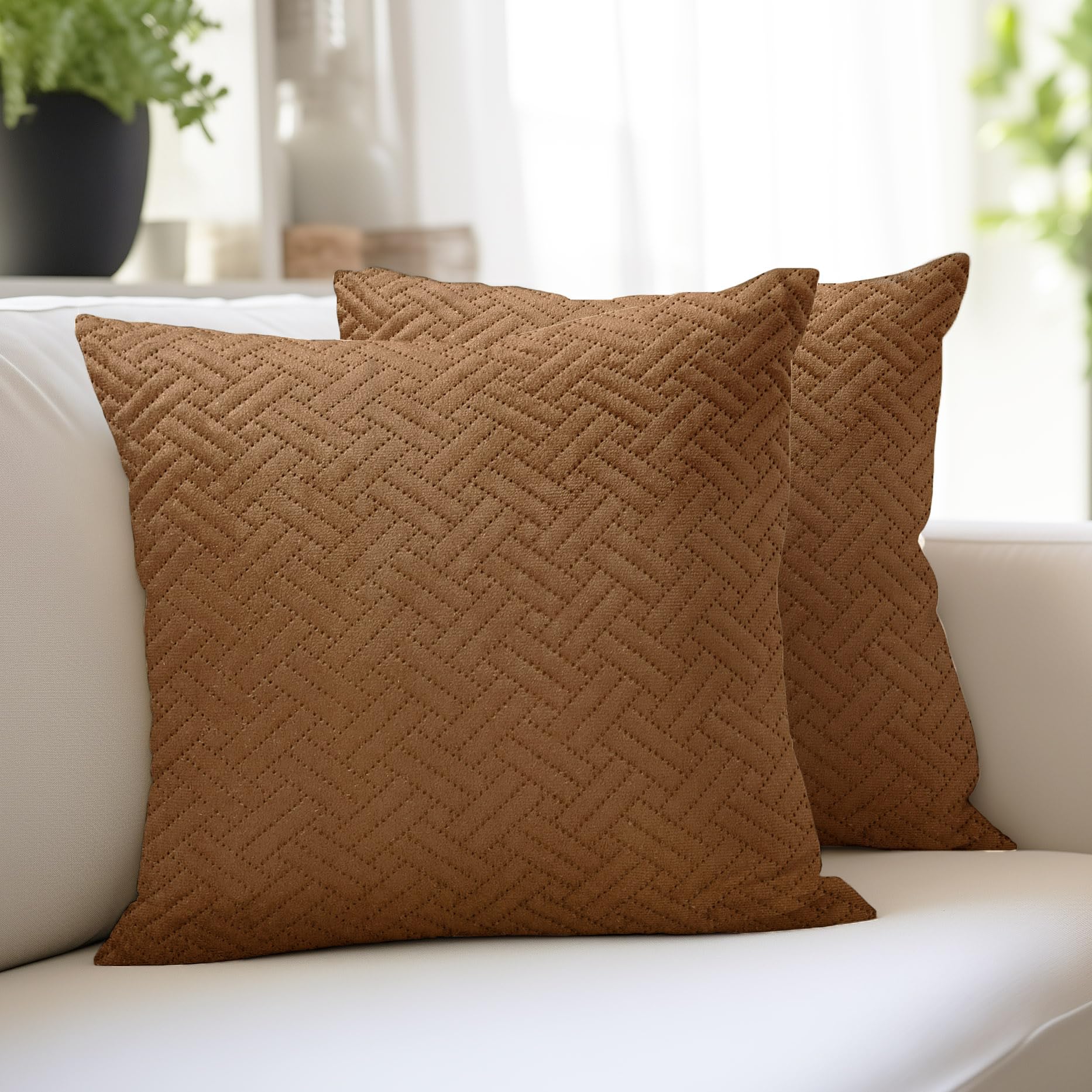 Quilted Velvet Cushion Covers Set of 2 - Brown 50x50 cm-image-eb15b595-b07b-4d5d-ad10-e43111c0236b-95472