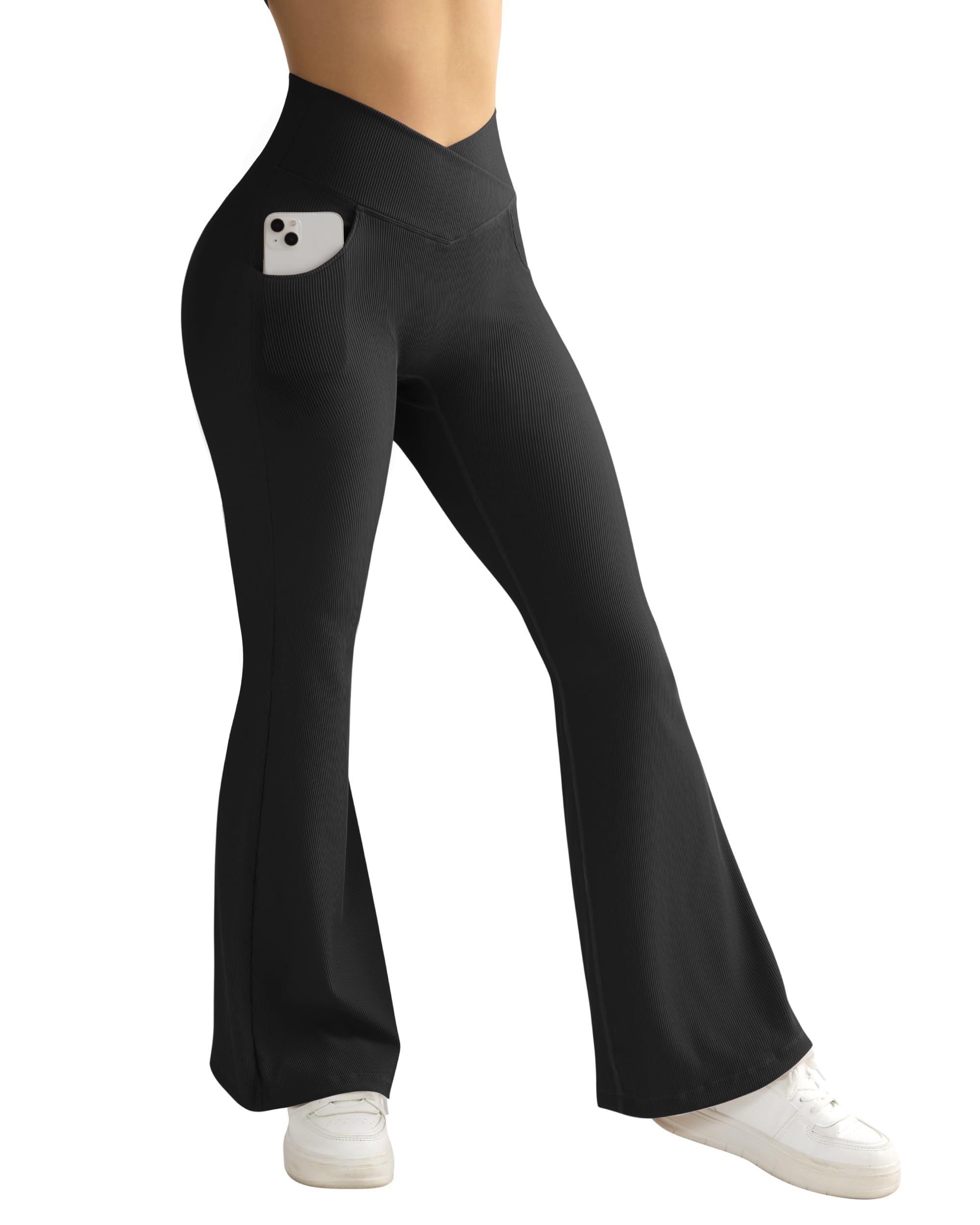 Women's Flared Yoga Leggings with Pockets - Black L-image-5d679a1e-0a89-433f-9b1d-6ad3cd55d5a9-90511