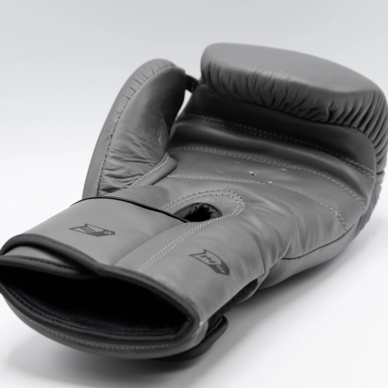 Forza Ak-57 Boxing Gloves - Leather - 16oz-image-b117e0ca-42e2-404c-a48e-6f9589b317b5-268661