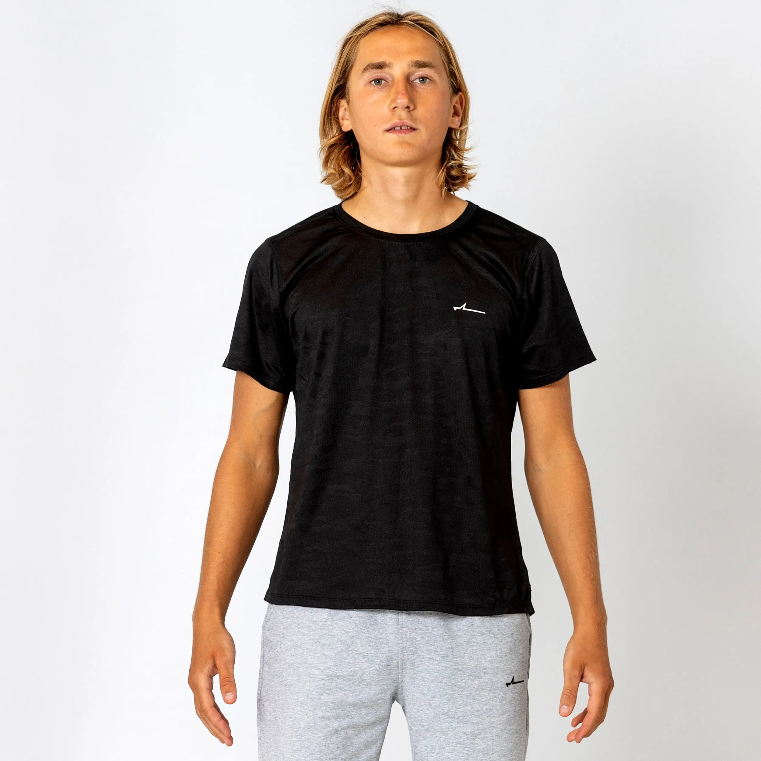 Forza Heren Training T-Shirt - Midnight Black - Medium-image-a884b117-22d7-49e0-9ff8-862746f7a5e1-3707