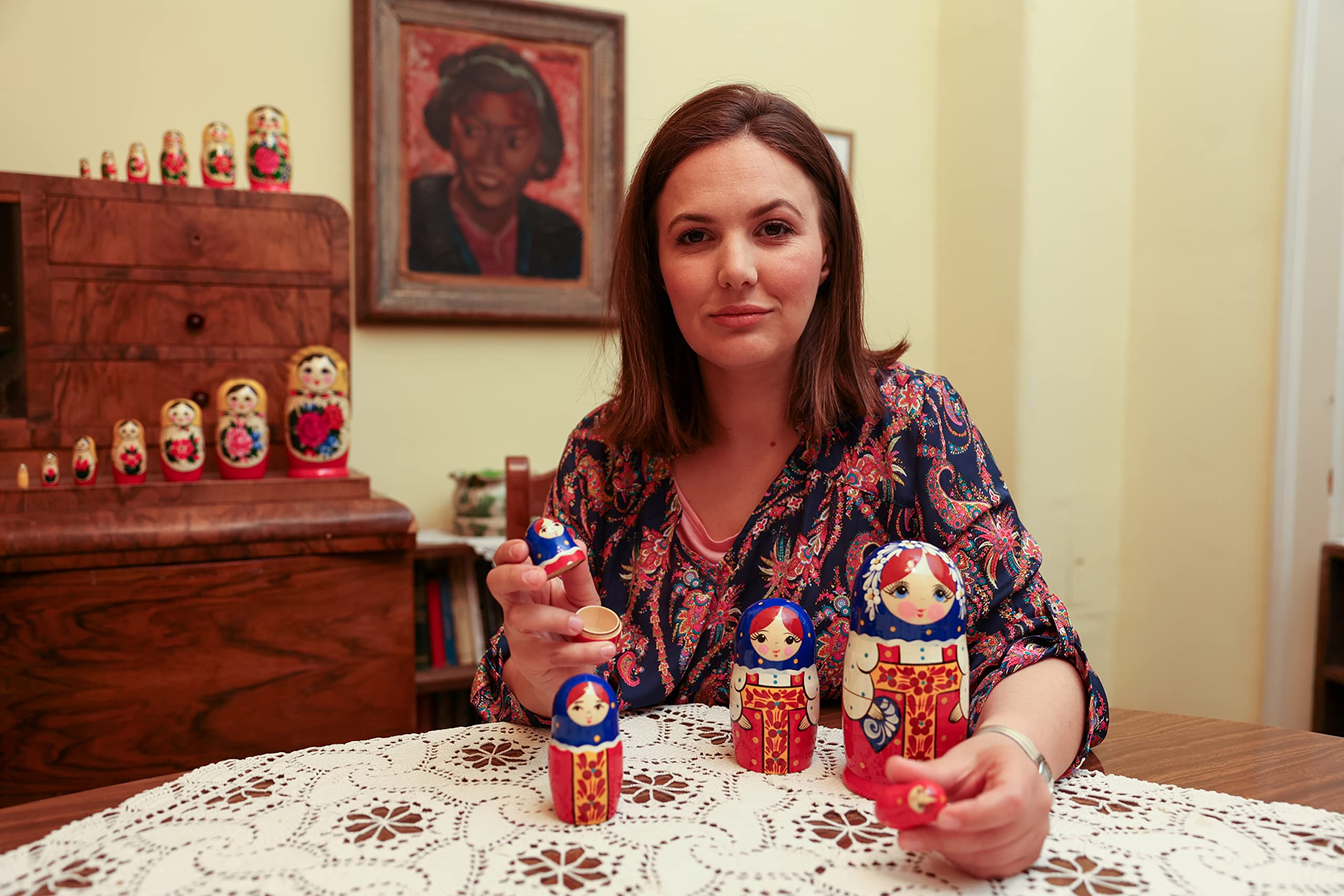 Wooden Matryoshka Nesting Dolls Set Of 5 Handmade Folk Art