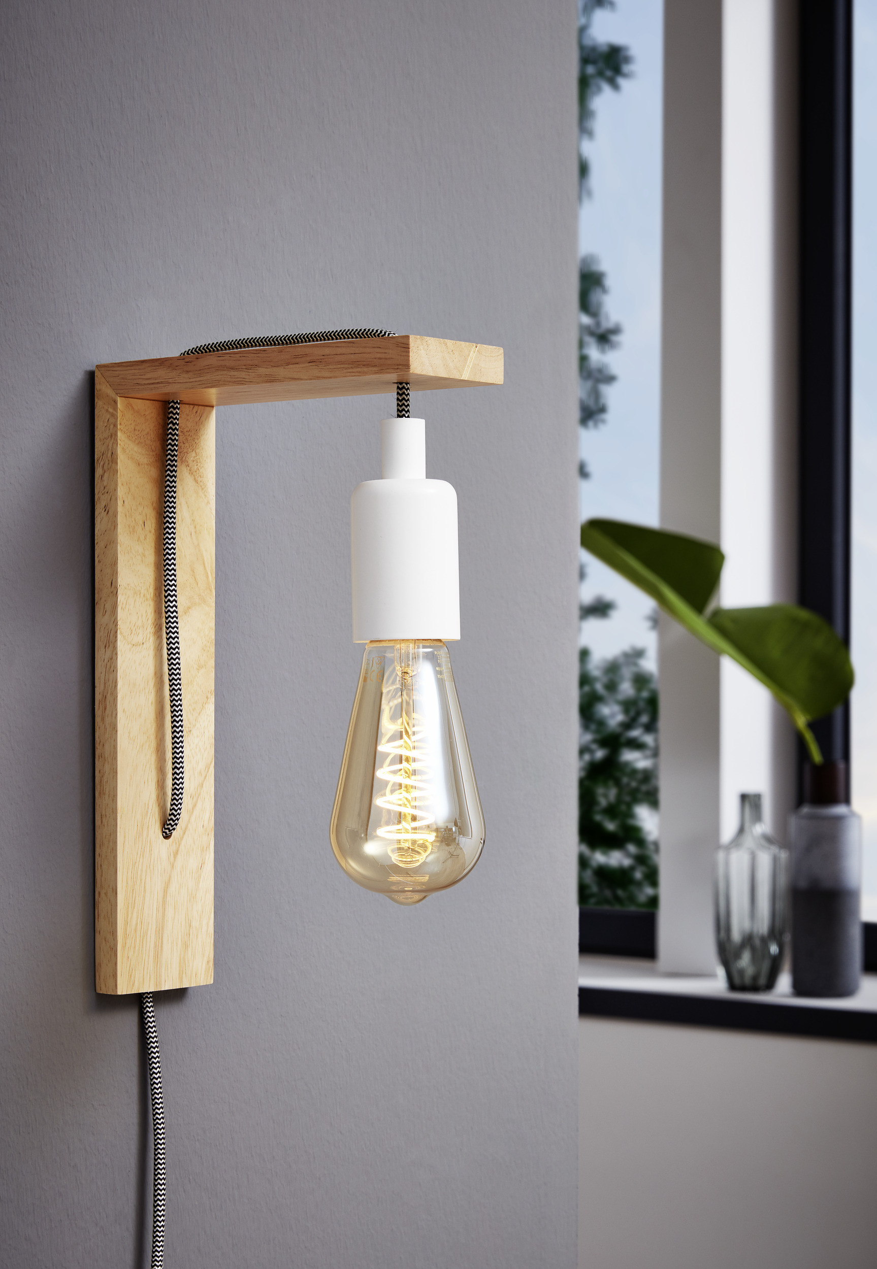TOCOPILLA Wall Light – Brown & White E27-image-f40beaa1-be24-4f53-8ce4-df7da4d924e3-169601