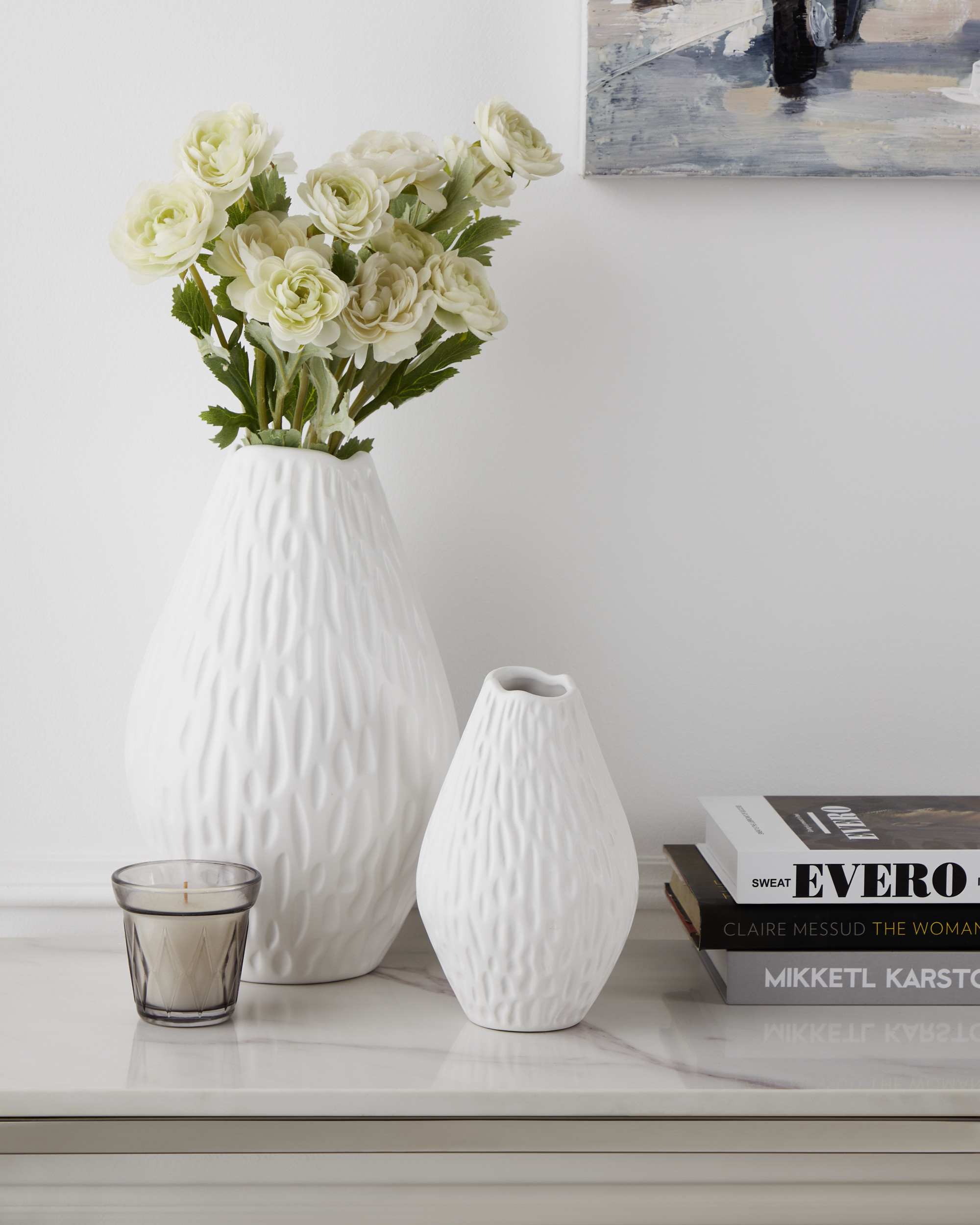 MALBAIE Ceramic Vase – White (Small)-image-d941f3d0-f2f1-4aec-a5f6-22d37d377ad5-169684