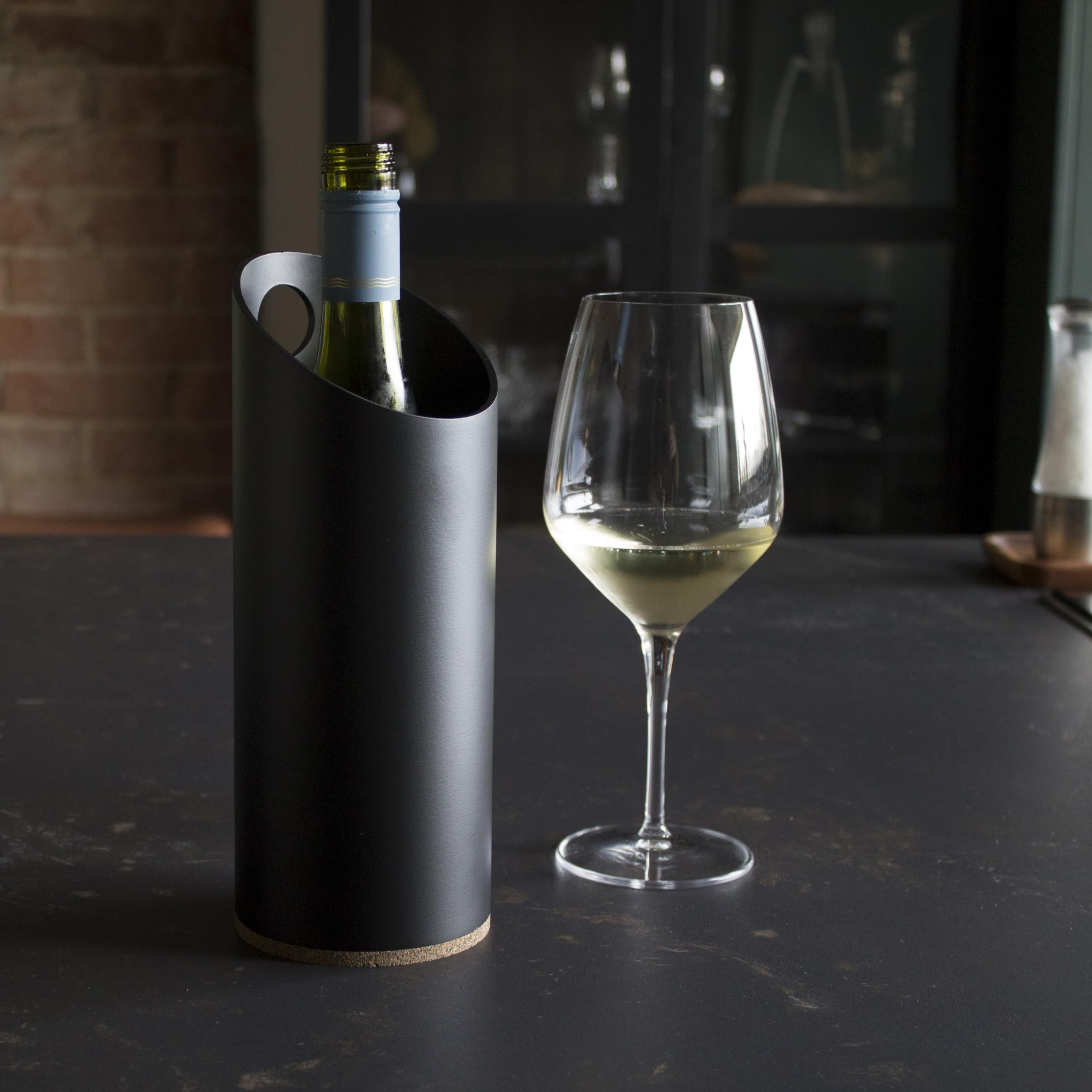 Drycool Bottle Cooler ICE-Free - Silver Angled Top-image-29993e64-e4b6-4bb4-b414-5765e3ec75d4-116205