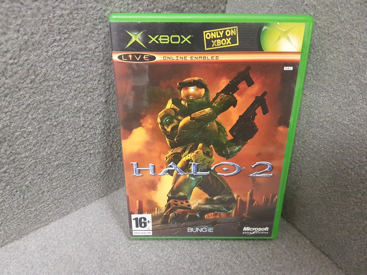 Halo 2 Shooter Game - Standard Edition-image-6a718ca0-e1bc-4fa2-a28b-158dd3d44593-110590