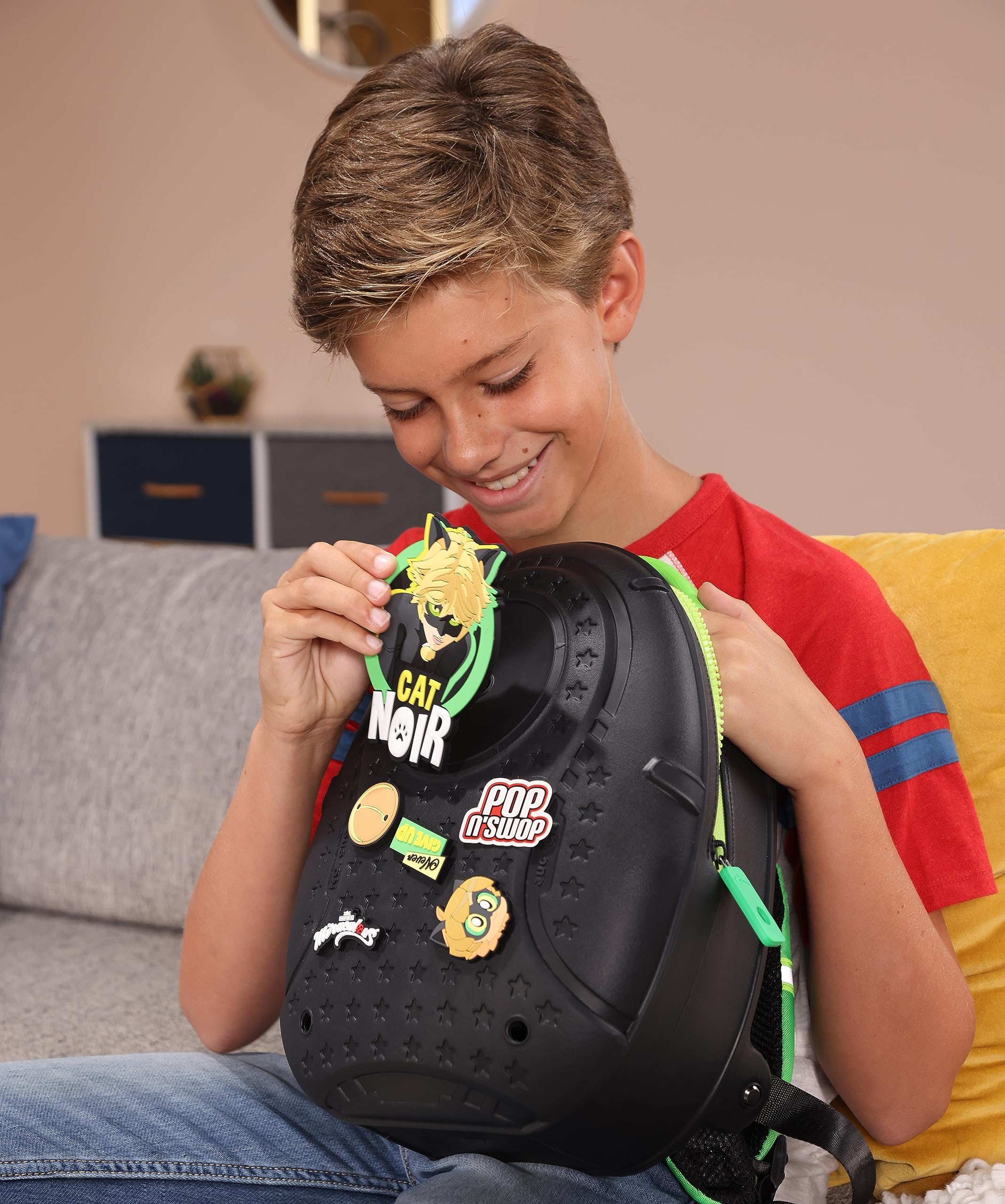Miraculous Ladybug - Borsa rosa Pop n' Swop di Marinette per ragazze e donne, con 3 distintivi