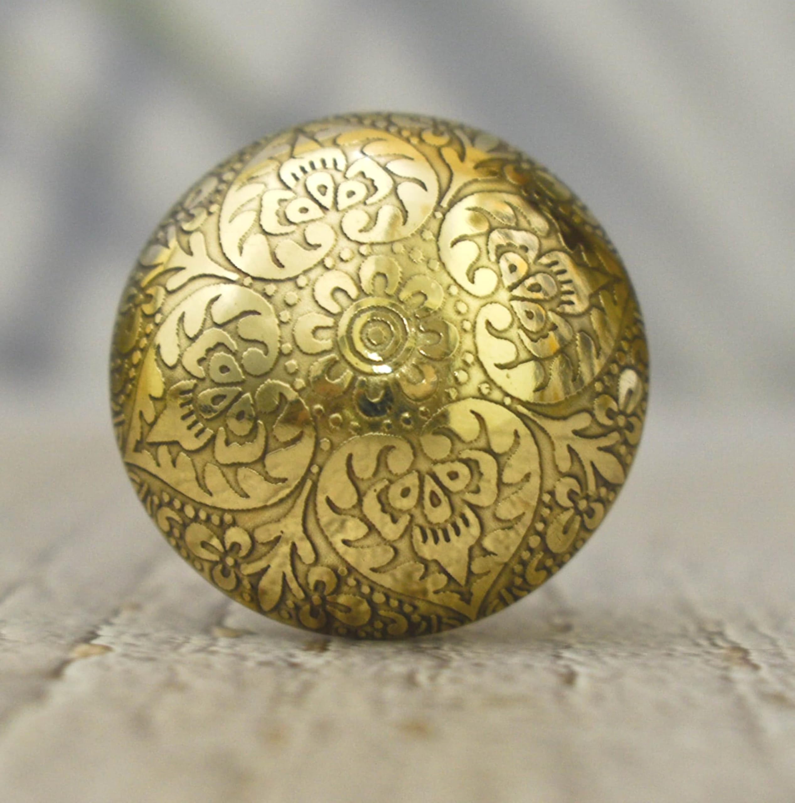 Floral Brass Drawer Knobs Set of 6 - Brass Design 4-image-ae3d7d04-d844-4e9b-b964-9bc57af1c6f5-110583